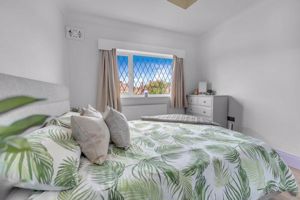 Photo 23- click for photo gallery